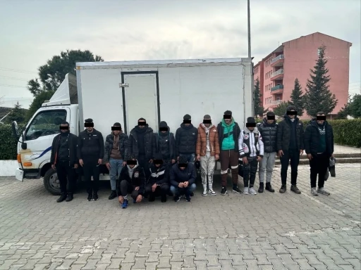 Kırklareli’nde 75 kaçak göçmen yakalandı
