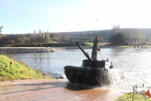Kırklareli&rsquo;nde &rsquo;durgun sulardan ge&ccedil;iş eğitimi&rsquo; yapıldı
