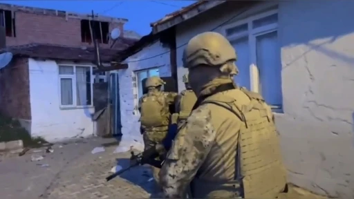 Kırklareli&rsquo;nde &ouml;zel harekat destekli uyuşturucu operasyonu
