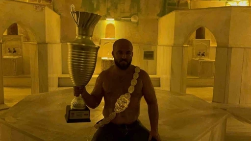 Kırkpınar şampiyonu hamam geleneğini bu yıl da sürdürdü

