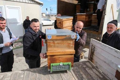 Kırsal &uuml;retime kovan desteği
