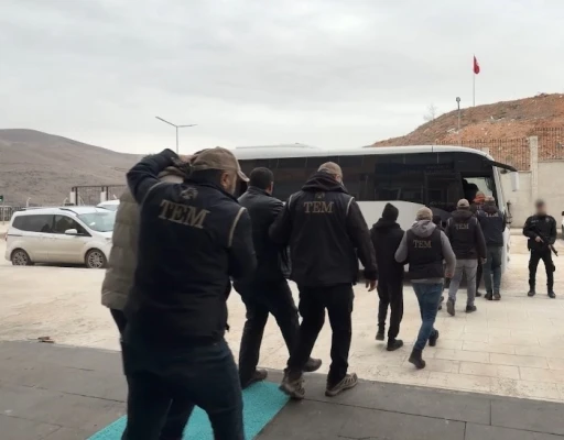 Kırşehir&rsquo;de DEAŞ operasyonu: 12 tutuklama
