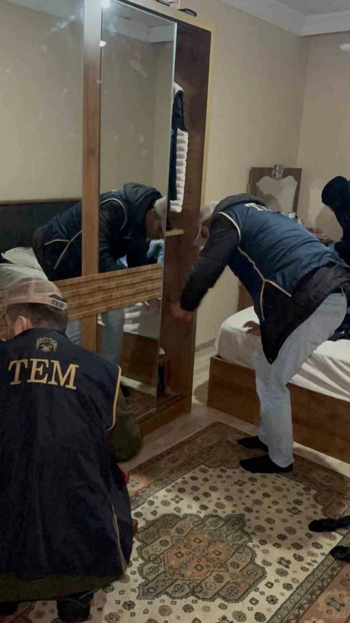 Kırşehir&rsquo;de DEAŞ operasyonu: 7 g&ouml;zaltı
