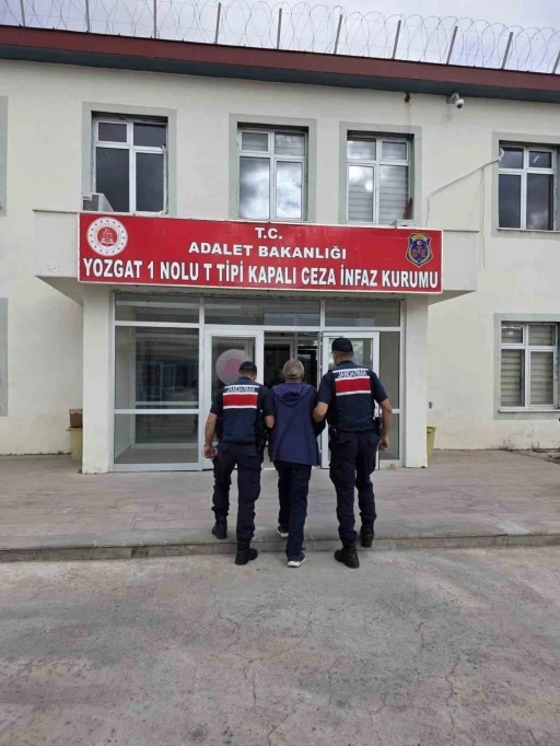 Kırşehir’de karı kocayı öldüren zanlı tutuklandı
