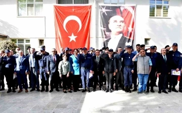 Kırşehir’de özel bireyler bir günlük asker olup yemin etti
