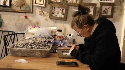 Kırşehir&rsquo;de taş s&uuml;sleme sanatının son temsilcisi &ccedil;ırak bulamamaktan dertli
