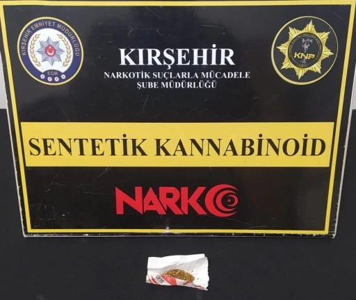 Kırşehir&rsquo;de uyuşturucu operasyonu: 11 g&ouml;zaltı, 1 tutuklama
