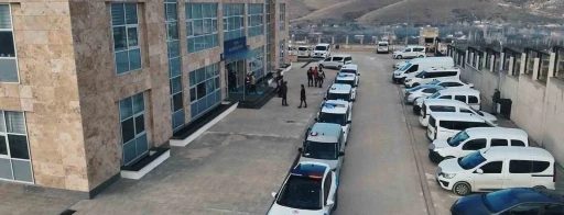Kırşehir merkezli 9 ilde su&ccedil; şebekesine operasyon: 18 g&ouml;zaltı
