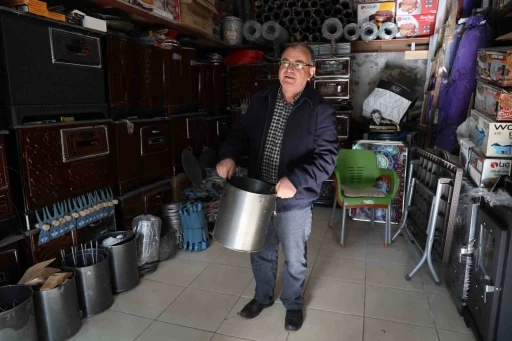 Kırşehir Uzun Çarşı’da soba satışları arttı
