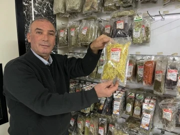 Kış aylarının vazge&ccedil;ilmezi bitkisel &ccedil;aylara yoğun ilgi
