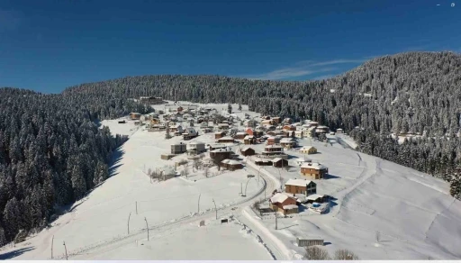 Kış turizmi i&ccedil;in yayla yolları a&ccedil;ık tutuluyor
