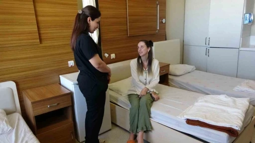 Kışın kapanan yollara karşı Van&rsquo;da "Anne Oteli" hizmeti
