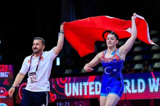 Kıymet R&uuml;meysa Tezcan, Avrupa şampiyonu

