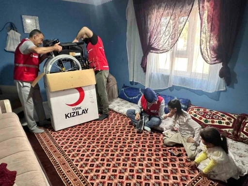 Kızılay&rsquo;dan &ouml;zel bireylere tekerlekli sandalye desteği
