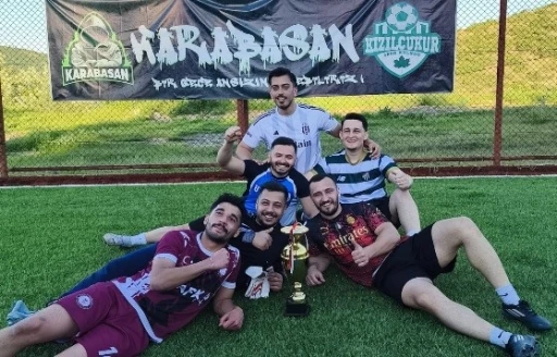 Kızıl&ccedil;ukur K&ouml;y&uuml;&rsquo;nde futbol turnuvası ger&ccedil;ekleştirildi
