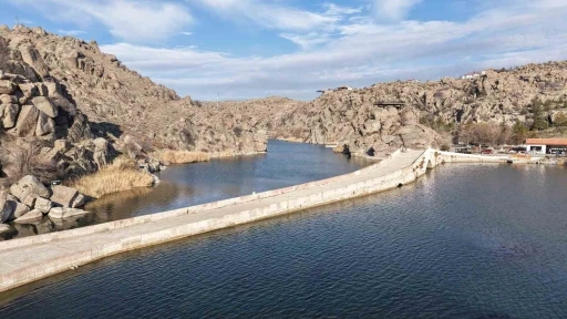 Kızılırmak vadisinde Sel&ccedil;uklu&rsquo;dan kalan miras: &Ccedil;eşnigir K&ouml;pr&uuml;s&uuml;
