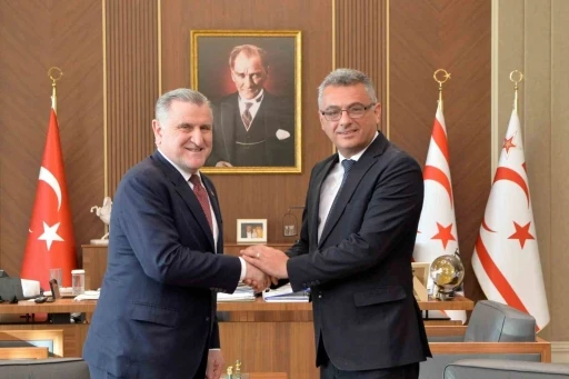 KKTC Cumhurbaşkanı Erh&uuml;rman, Gen&ccedil;lik ve Spor Bakanı Bak&rsquo;ı kabul etti
