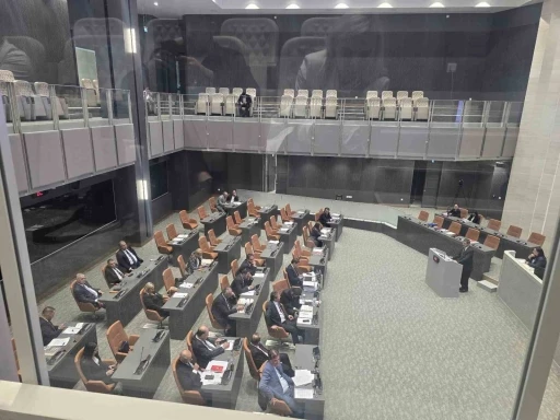 KKTC Meclisi’ndeki &quot;iki devletli çözüm&quot; oturumunda muhalefet partisi milletvekilleri oturumu terk etti
