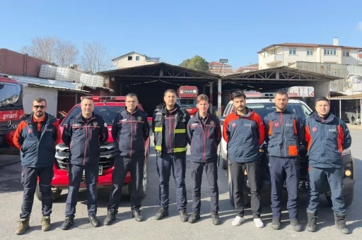 Kocaeli B&uuml;y&uuml;kşehir İtfaiyesi, taşkın riskine karşı Edirne&rsquo;de
