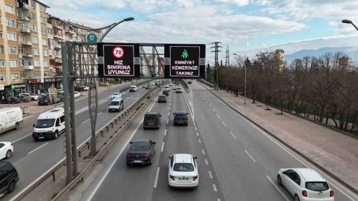 Kocaeli&rsquo;de aylık 1,7 ton yakıt ve 3,2 ton karbon tasarrufuyla akıllı trafik
