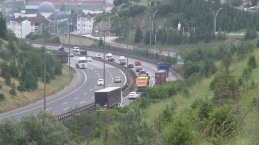 Kocaeli&rsquo;de bayram tatilinin 3. g&uuml;n&uuml;nde trafik akıcı seyrediyor
