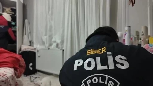 Kocaeli&rsquo;de &ccedil;ocukların m&uuml;stehcen g&ouml;r&uuml;nt&uuml;lerini depolayan 12 ş&uuml;pheli tutuklandı
