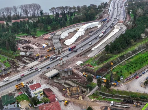 Kocaeli&rsquo;de ulaşım ve &uuml;styapıya 2,75 milyar liralık yatırım