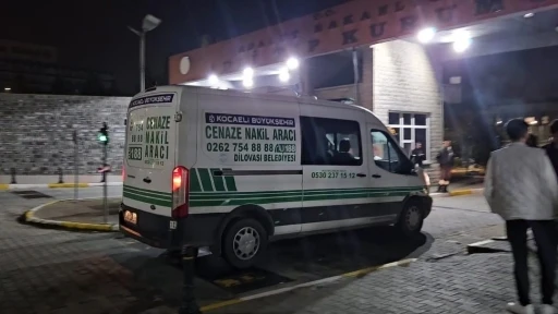 Kocaeli’ndeki yangında hayatını kaybedenlerin cenazeleri teslim alındı
