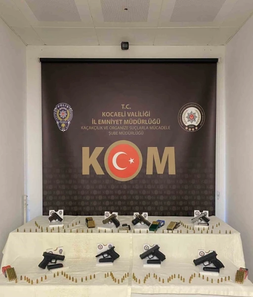 Kocaeli ve İstanbul&rsquo;da organize su&ccedil; operasyonu: 15 g&ouml;zaltı
