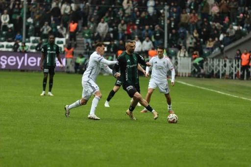Kocaelispor ligde ikici yarıya daha iyi başladı
