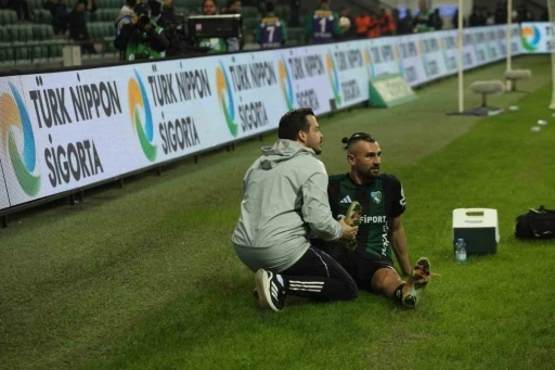 Kocaelisporlu oyuncu Serdar Dursun camiadan özür diledi
