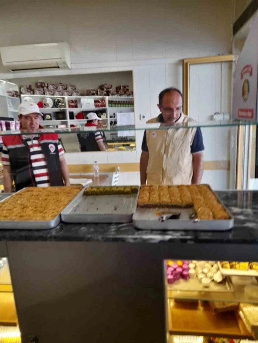 Koçarlı’da tatlı ve dondurma işletmelerine eş zamanlı denetim
