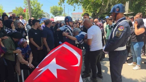 Kolon kanserine yenik düşen uzman jandarma son yolculuğuna uğurlandı
