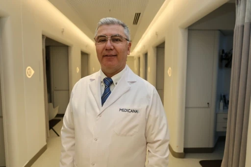 Kolonoskopi i&ccedil;in belirtileri beklemeyin: Kolon kanseri artık gen&ccedil;leri de tehdit ediyor
