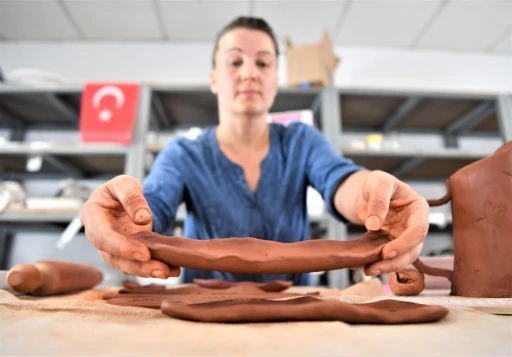 KONSEM kursiyerlerinden yılsonu sergisi
