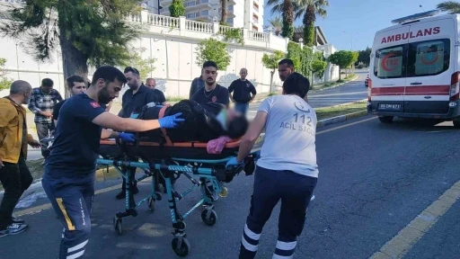 Kontrolden çıkan motosiklet ağaca çarptı: 1 ağır yaralı
