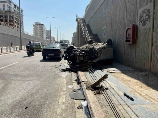 Kontrolden &ccedil;ıkan otomobil takla attı: 1 yaralı
