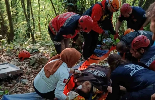 Kontrolden çıkan UTV şarampole devrildi: 2 yaralı
