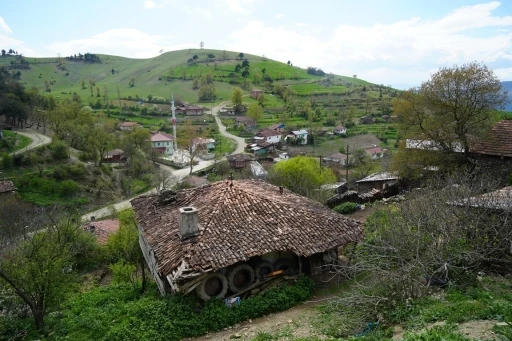 Konuşamayan mahallenin sessiz çığlığı: Sağır ve dilsizlerle dolu bir yaşam
