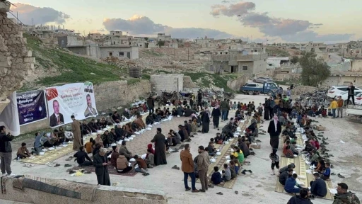 Konya B&uuml;y&uuml;kşehir, Suriye&rsquo;de iftar sofraları kuruyor
