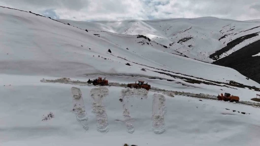 Konya&rsquo;da 4 aydır kapalı olan yol yeniden ulaşıma a&ccedil;ılıyor
