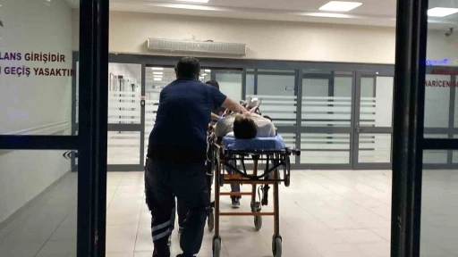 Konya’da bıçaklı kavga: 1’i ağır 2 yaralı
