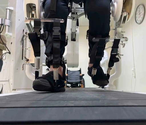 Konya&rsquo;da fel&ccedil; hastalar i&ccedil;in y&uuml;r&uuml;me robotu kapasitesi arttı
