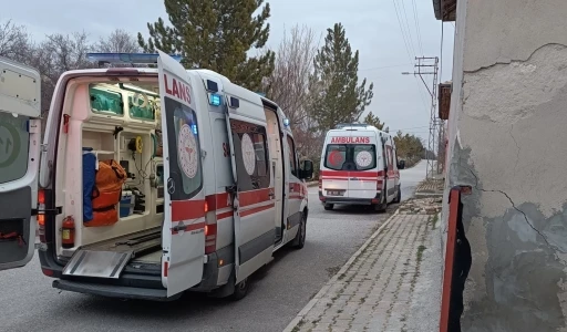 Konya&rsquo;da iki katlı evde yangın: 1 &ouml;l&uuml;, 1 yaralı
