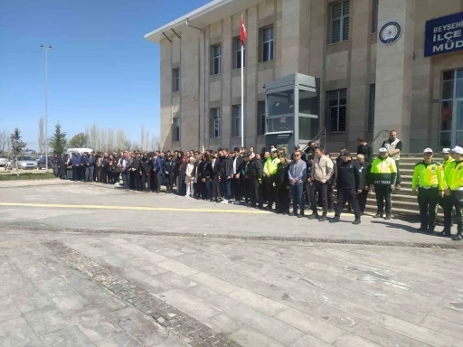Konya’da kansere yenik düşen komisere son görev
