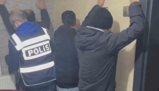 Konya&rsquo;da kumar oynayan 19 şahsa toplam 220 bin TL ceza
