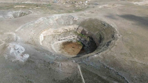 Konya&rsquo;da kuraklığın simgelerinden &Ccedil;ıralı Obruk G&ouml;l&uuml; son yağışlara rağmen su tutmadı
