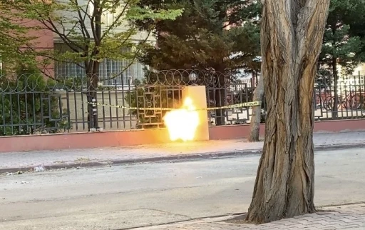 Konya’da sokakta unutulan çanta paniğe neden oldu, fünye ile patlatıldı
