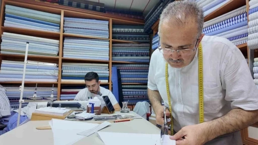 Konya&rsquo;da &uuml;&ccedil; kuşaktır desen desen g&ouml;mlek dikiyorlar
