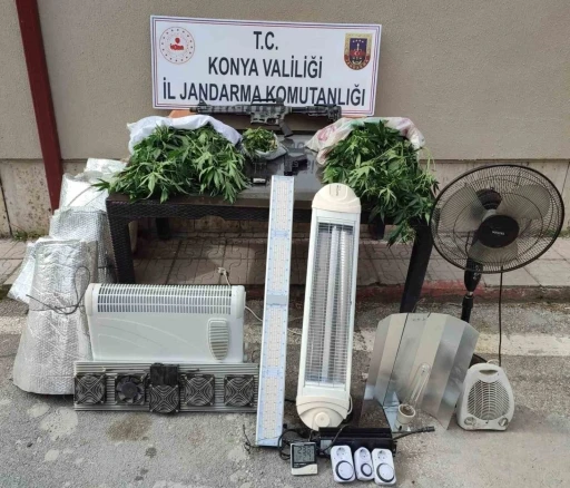 Konya&rsquo;da uyuşturucu tacirlerine operasyon: 14 tutuklama
